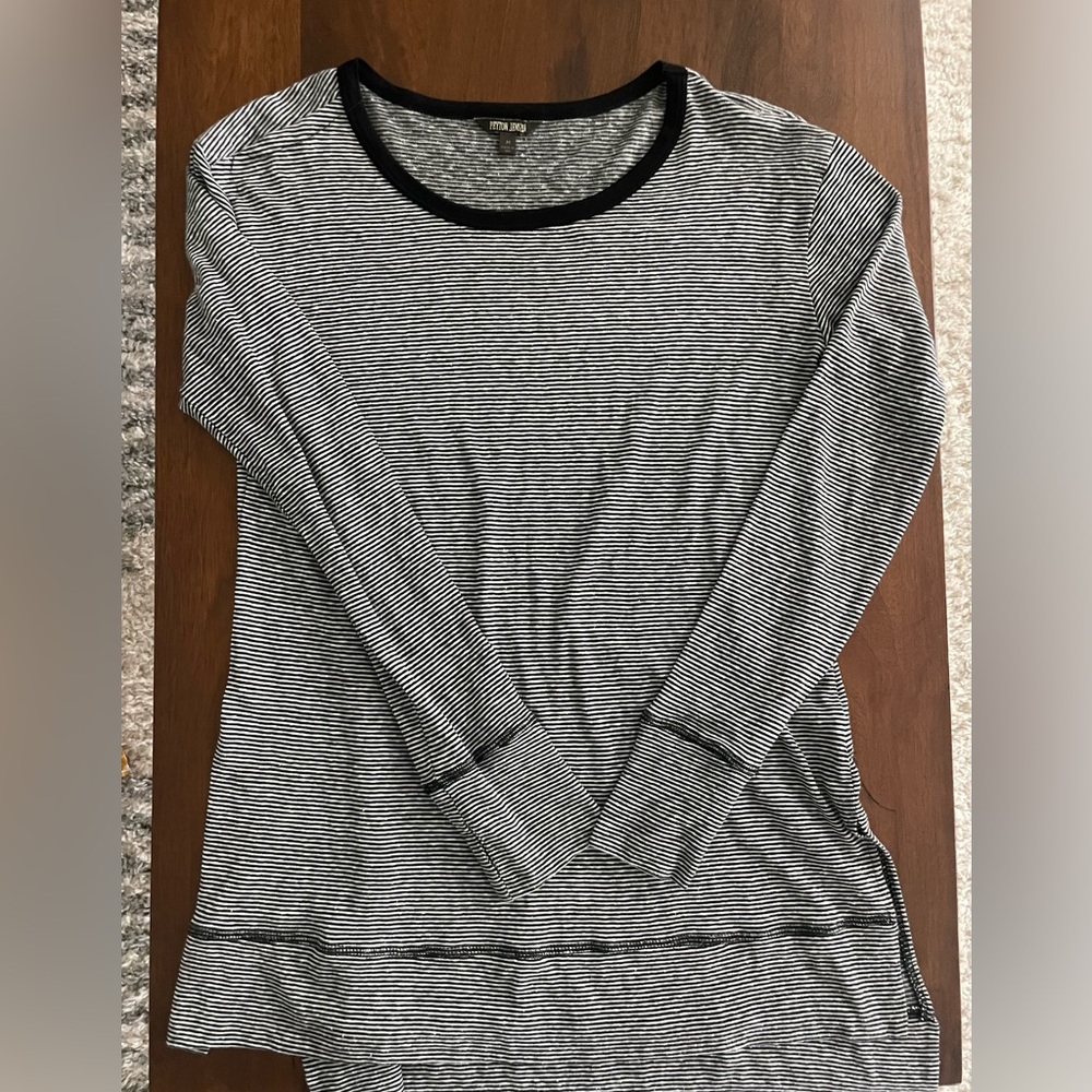 Peyton Jensen Black & White Striped Long Sleeve Tunic in Medium